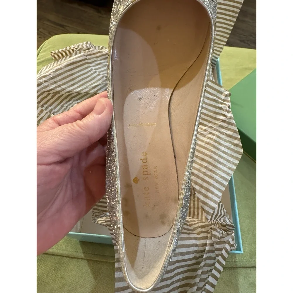 Kate Spade Dolores‎ Silver Gold Glitter Block Heel Pumps Women Size 6 Display